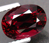 Пурпурно-розовая шпинель 2,49 карат 