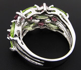 Симпатичное кольцо с перидотами и родолитами Серебро 925