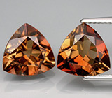 Пара империал топазов 7,08 карат 