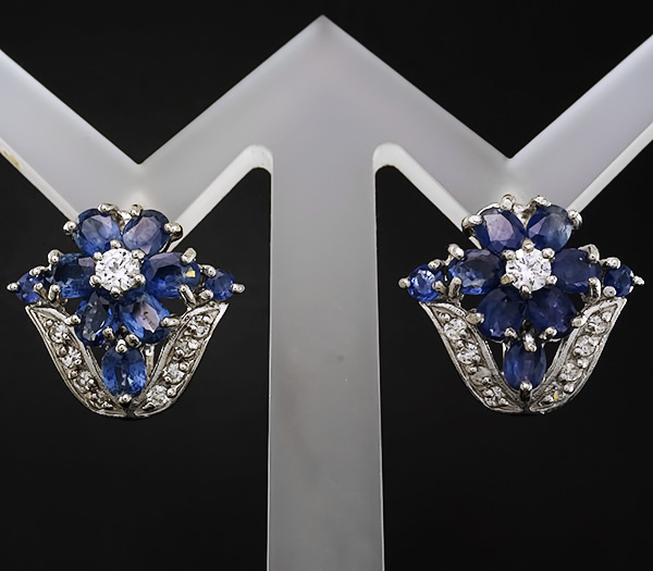 Серьги с синими сапфирами
