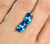 Пара топазов 9,04 карат 