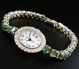 Часы на браслете с изумрудами Серебро 925
