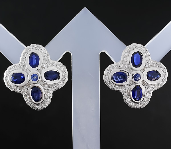 Серьги с синими сапфирами