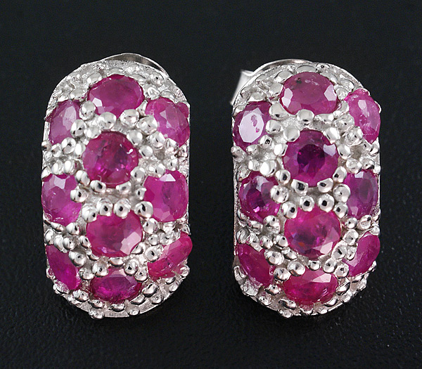 Серьги с пурпурными сапфирами