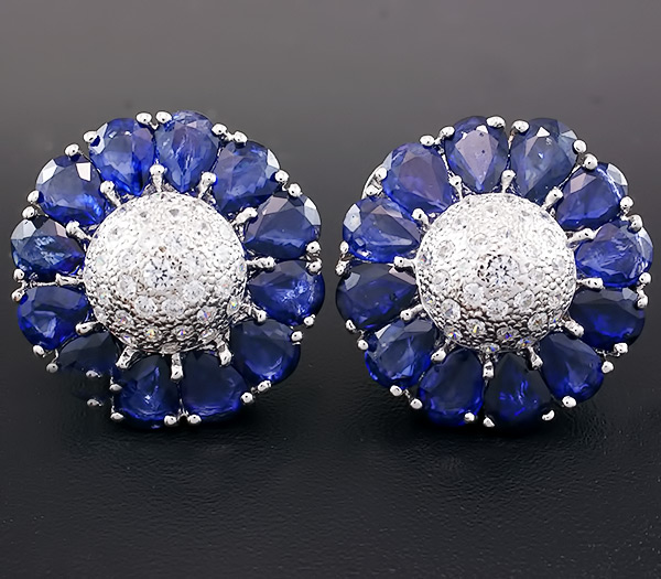 Превосходные серьги с синими сапфирами