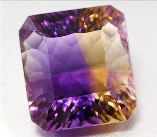 Аметрин 9,31 карат