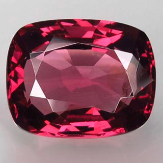 Розовая шпинель 3,79 карат