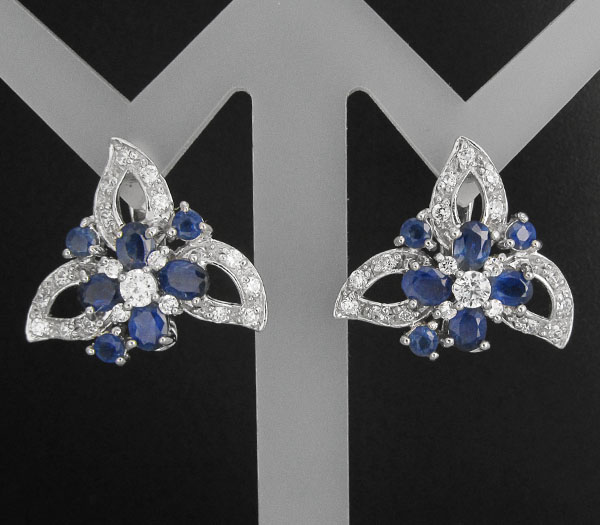 Серьги с синими сапфирами