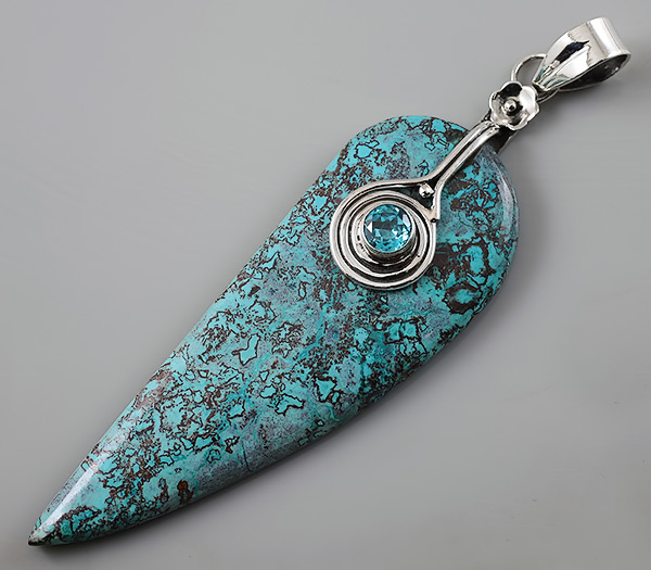 Кулон с азуритом