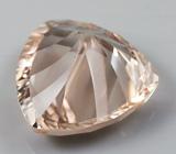 Топаз авторской огранки "Glitter Fire" 9,2 карат 