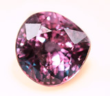 Гранат с александритовым эффектом 0,57 карат 