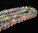 159 эфиопских опалов 35+ карат на нити 