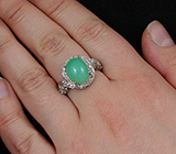 Кольцо с хризопразом и бесцветными топазами Серебро 925