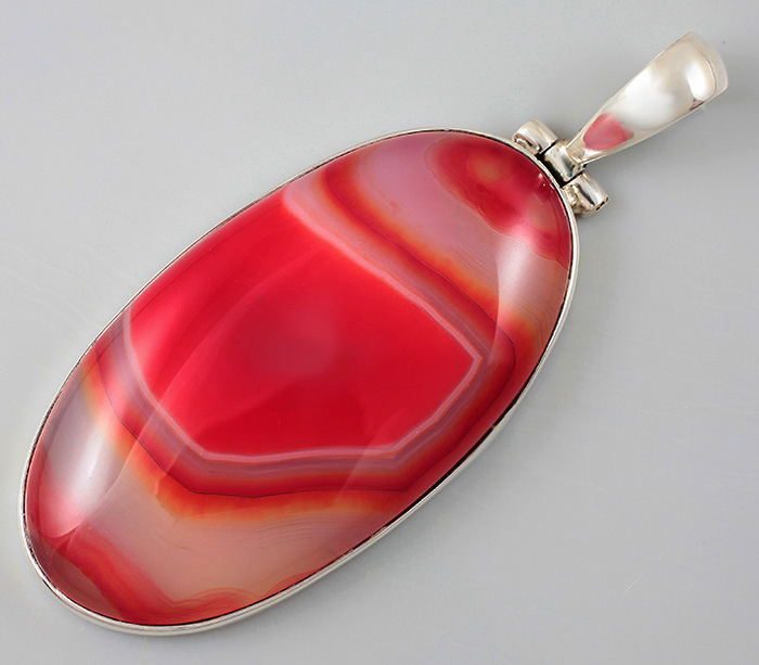 Кулон с агатом