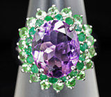 Замечательное кольцо с аметистом, изумрудами и цаворитами Серебро 925