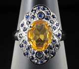 Кольцо с золотистым цитрином и синими сапфирами Серебро 925