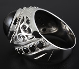 Кольцо cо звездчатым сапфиром и черными шпинелями Серебро 925