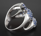 Эффектное кольцо с синими сапфирами Серебро 925