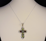 Кулон-крест с эфиопским опалом, перидотами и гранатами Серебро 925