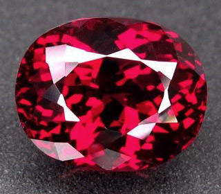 Родолит гранат 4,47 карат