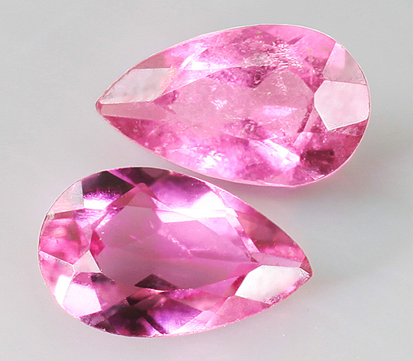 Пара розовых турмалинов 0,46 карат