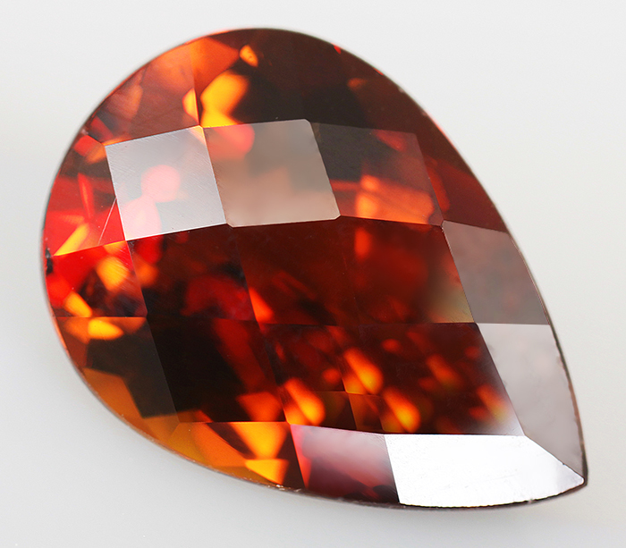 Коньячный турмалин 3,44 карат! Редкий цвет