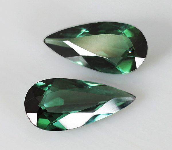 Пара сине-зеленых турмалинов 0,47 карат