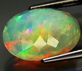 Крупный ограненный эфиопский опал 4,37 карат 