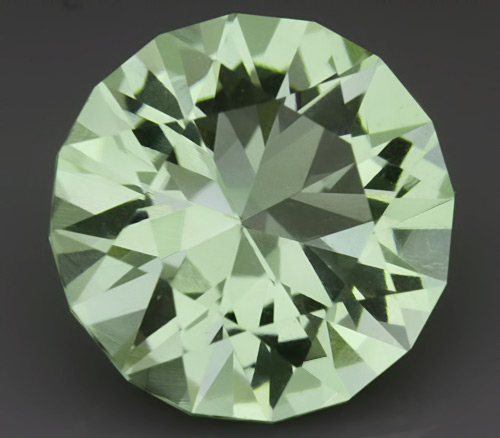 Зеленый аметист авторской огранки "Glory Diamond" 6 карат