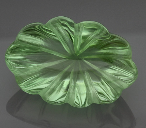Зеленый аметист авторской огранки "Plum Blossom" 11,2 карат