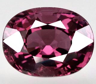 Пурпурно-розовая шпинель 2,02 карат