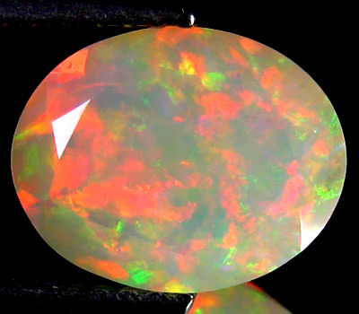 Ограненный эфиопский опал 1,59 карат