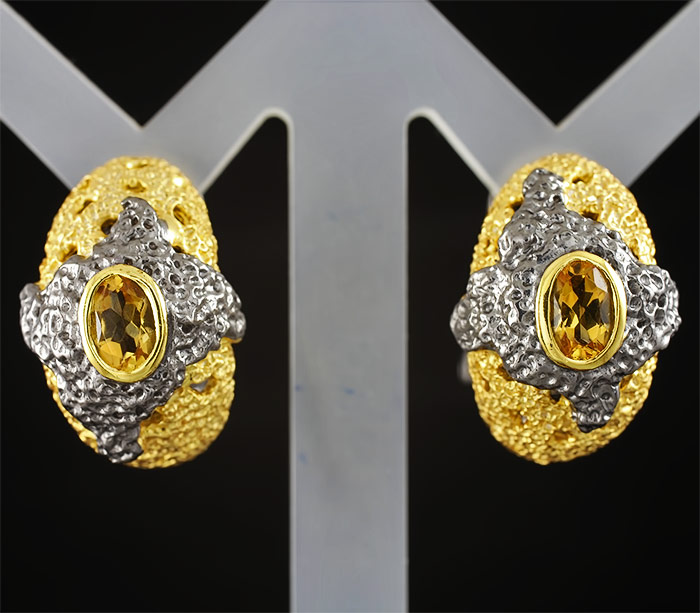 Серьги из серебра 925 пробы с цитринами.
