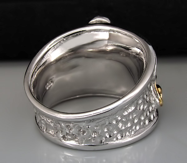 Кольцо из серебра 925 пробы с родолитами гранатами и топазами. Серебро 925
