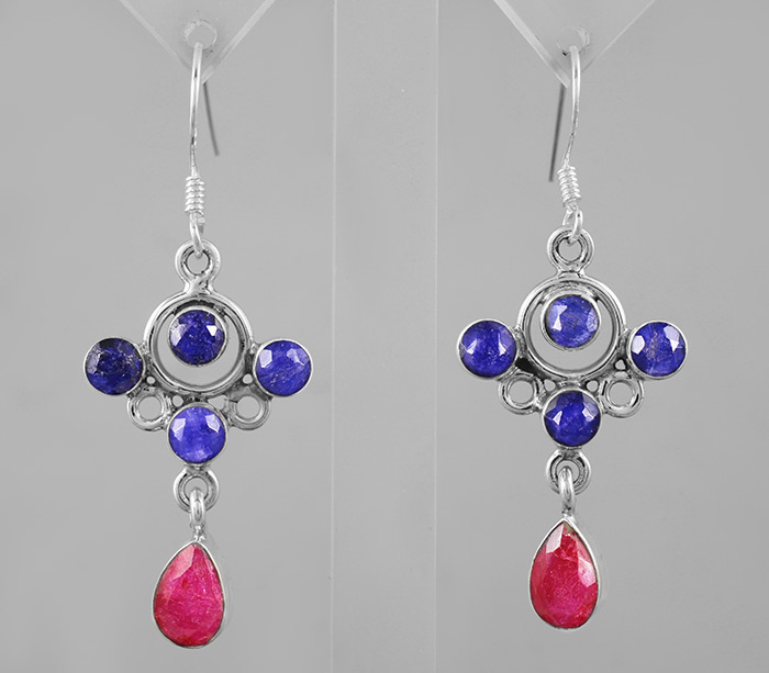 Серьги с индийскими рубинами и  синими сапфирами