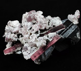 Кристаллы рубеллитов турмалинов и лепидолита на дымчатом кварце 47 грамм 