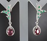 Прелестные серьги с рубинами и изумрудами Серебро 925