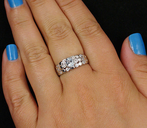 Стильное кольцо с аквамарином 0,24 карат Серебро 925