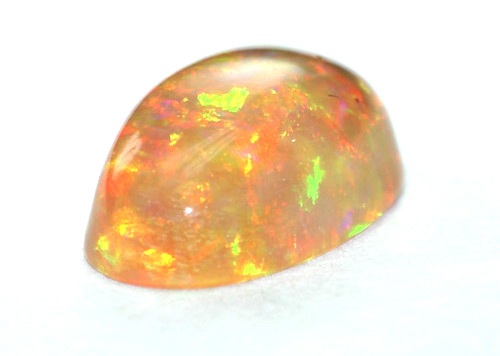 Драгоценный опал 3,07 карата