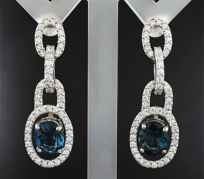 Серьги с насыщенными топазами 5,75 карат