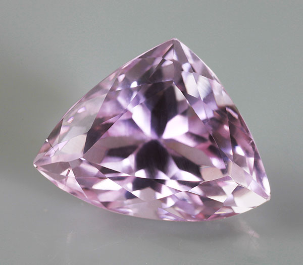 Кунцит 10,99 карат