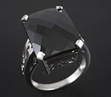 Серебряное кольцо с черной шпинелью Серебро 925