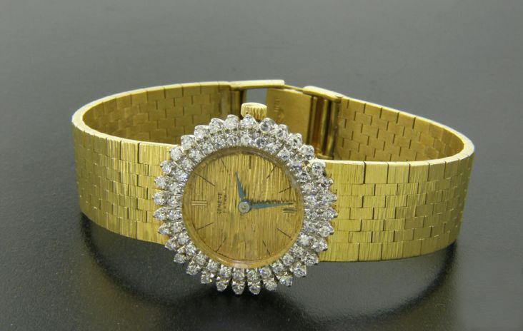 Золотые часы "Geneve" с бриллиантами