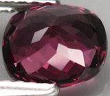 Чистейшая пурпурно-красная шпинель 1,45 карат 