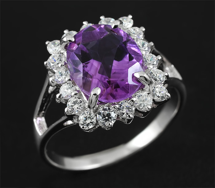 Серебряное кольцо с аметистом 3,28 карат