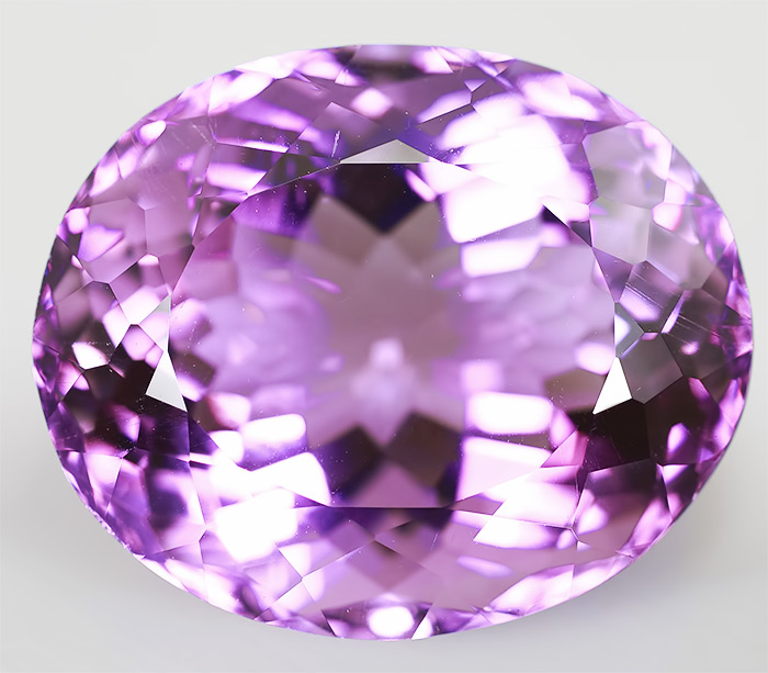 Крупный аметист 42,31 карат