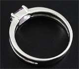 Стильное кольцо c лиловой шпинелью 0,26 карат Серебро 925