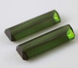 Пара ярко-зеленых турмалинов 4,41 карат 