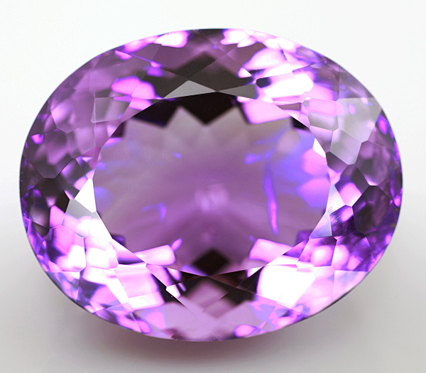 Боливийский аметист 32,82 карат