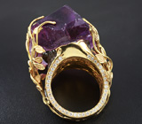 Роскошное кольцо с грубообработанным аметистом и бриллиантами Золото
